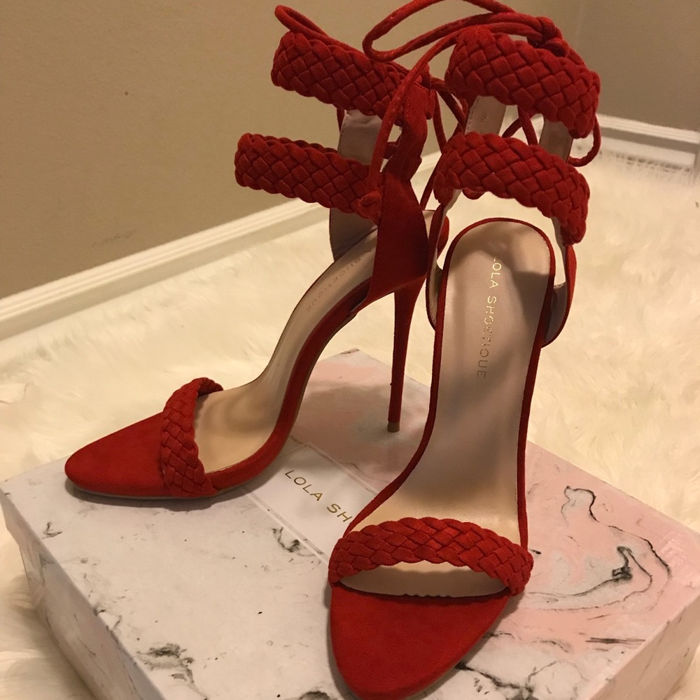 Lola shoetique heels brand new.